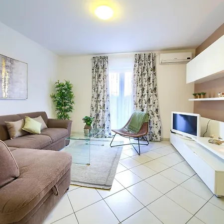 Aster 2 By Interhome